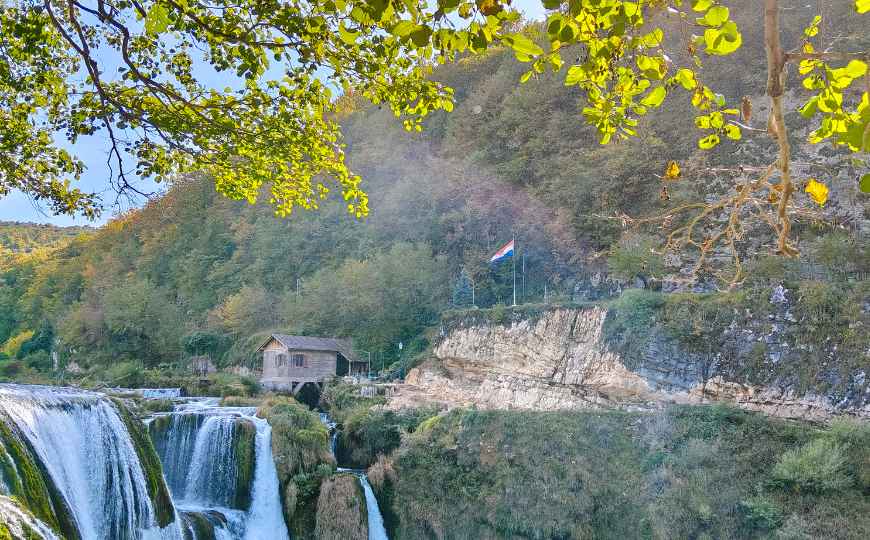 L’Una: fiume di pace e frontiera